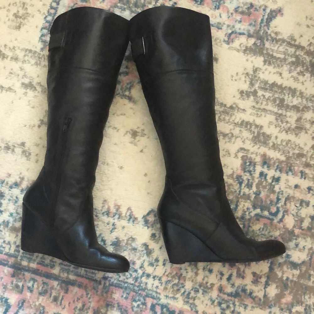 Nine West Olishao wedge boots size 7